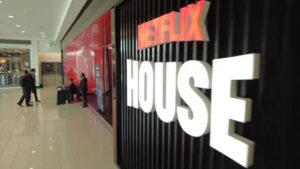 Netflix House Mở Cửa Tại King of Prussia Với Sự Kiện Thảm Đỏ