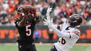 Cầu thủ Bengals lập kỳ tích, sánh ngang hàng với huyền thoại NFL