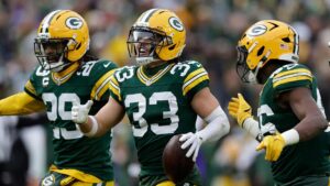 Packers 'chế nhạo' Vikings sau pha đánh chặn quyết định 13 Packers ‘chế nhạo’ Vikings sau pha đánh chặn quyết định