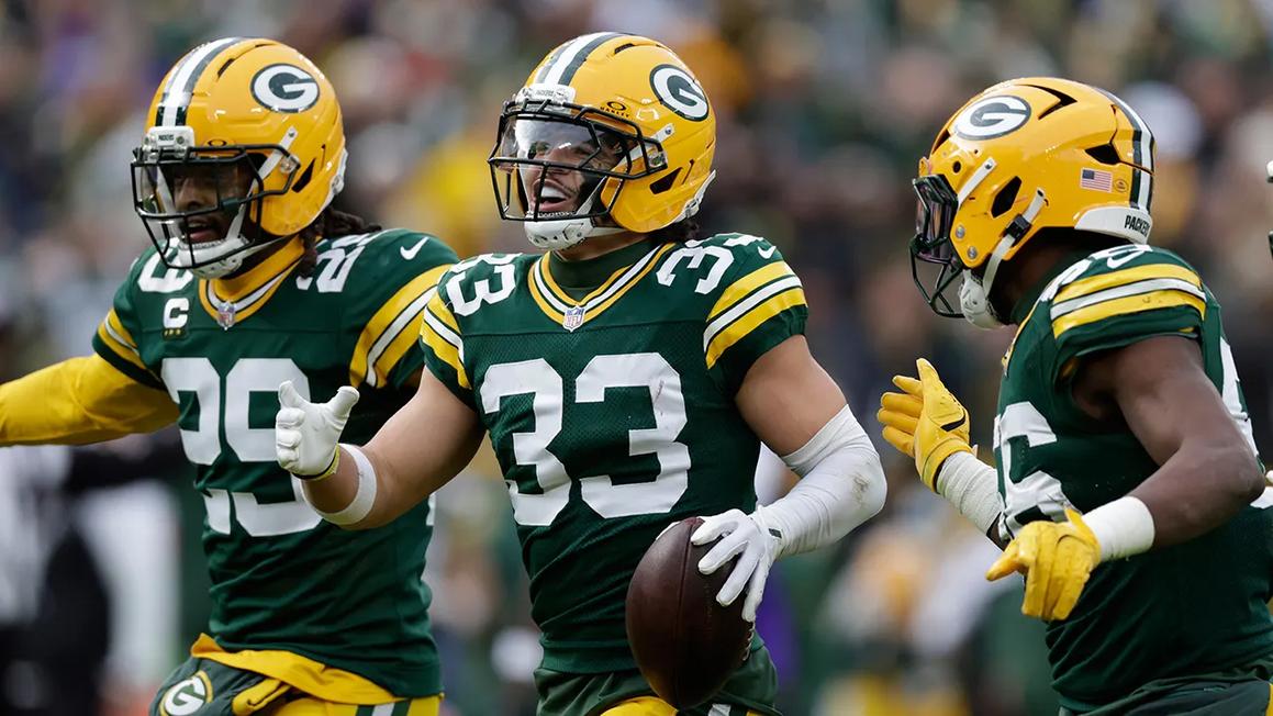 Packers 'chế nhạo' Vikings sau pha đánh chặn quyết định 1 nfl packers evan williams 112325 1