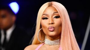 Nicki Minaj Gửi Lời Cảm Ơn Chân Thành Đến Lực Lượng Quân Nhân Hoa Kỳ Nhân Ngày Cựu Chiến Binh