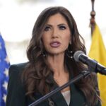 Dân biểu Oregon phản đối kế hoạch xây cơ sở ICE gần Portland 41 Dân biểu Oregon phản đối kế hoạch xây cơ sở ICE gần Portland