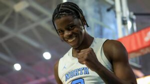 Cú Úp Rổ Đẹp Mắt của Caleb Wilson Bị Lấn Át Bởi Chiến Thắng của Michigan State 5 Cú Úp Rổ Đẹp Mắt của Caleb Wilson Bị Lấn Át Bởi Chiến Thắng của Michigan State