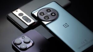 Mua iPhone hoặc Android mới? Đọc kỹ trước khi móc hầu bao