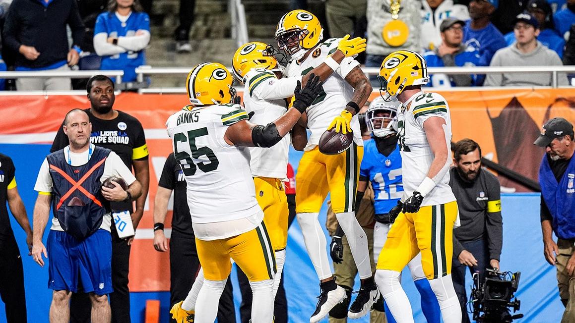 Packers vượt qua Lions, hoàn tất cú quét mùa giải 1 packers touchdown 112725