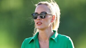 Paige Spiranac xúc động vì bị ‘ném đá’ khi tham gia giải Internet Invitational