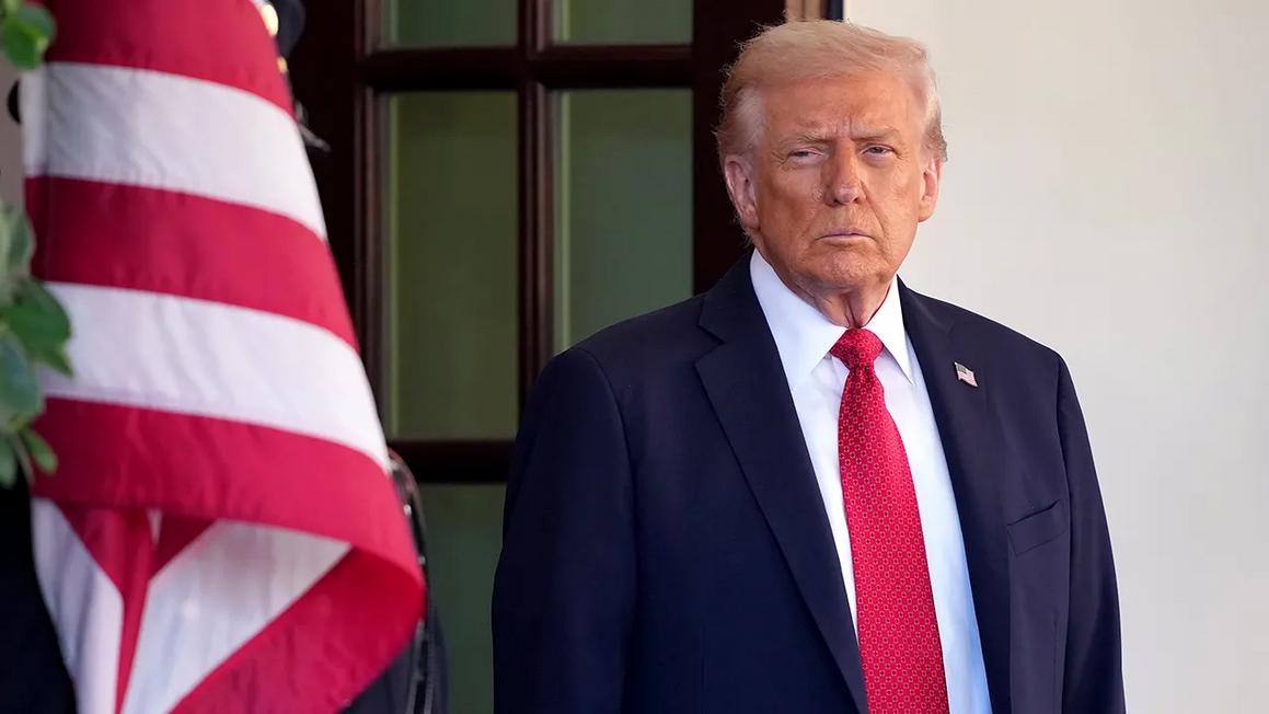 Phản ứng trái chiều về chương trình H-1B của Tổng Thống Trump 1 president donald trump oct 20 2025