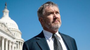 TT Donald Trump chỉ trích Dân biểu Massie là 'RINO' 7 TT Donald Trump chỉ trích Dân biểu Massie là ‘RINO’