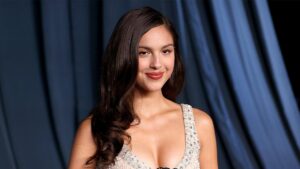 Olivia Rodrigo chỉ trích Bộ An ninh Nội địa dùng nhạc của mình trong bài đăng về trục xuất 7 Olivia Rodrigo chỉ trích Bộ An ninh Nội địa dùng nhạc của mình trong bài đăng về trục xuất