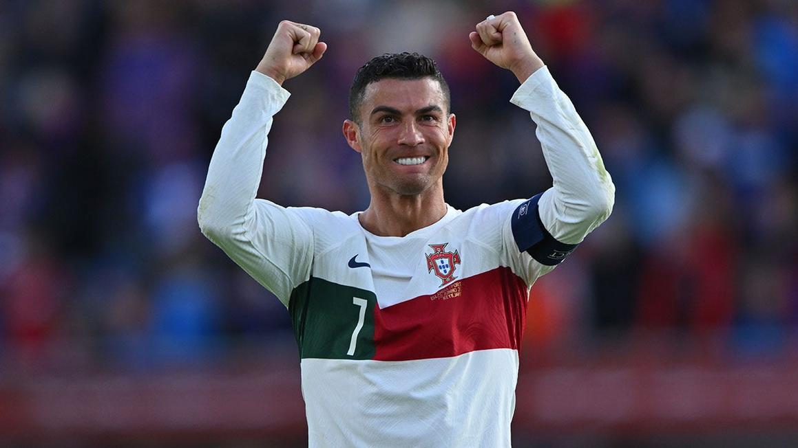 Cristiano Ronaldo cho rằng Tổng thống Donald Trump có thể thay đổi thế giới 1 ronaldo 2