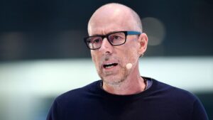 Giáo sư NYU: Nhiều bà mẹ chuyển sang ủng hộ Đảng Cộng hòa năm 2024 để giúp con trai 11 Giáo sư NYU: Nhiều bà mẹ chuyển sang ủng hộ Đảng Cộng hòa năm 2024 để giúp con trai