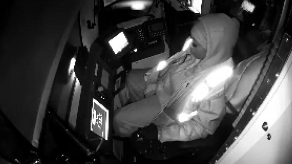 Tài xế MUNI ngủ gật, tàu hỏa lao nhanh, hành khách hoảng loạn 1 screenshot 2025 11 11 115542