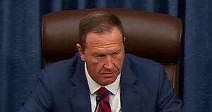 Thượng Viện Hoa Kỳ thông qua dự luật chấm dứt đóng cửa chính phủ, chuyển sang Hạ Viện 3 Thượng Viện Hoa Kỳ thông qua dự luật chấm dứt đóng cửa chính phủ, chuyển sang Hạ Viện