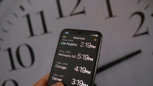 Cải cách thời gian tiết kiệm ánh sáng ban ngày gặp trở ngại khi các nhà lập pháp chỉ trích 'thực hành lỗi thời' 21 Cải cách thời gian tiết kiệm ánh sáng ban ngày gặp trở ngại khi các nhà lập pháp chỉ trích ‘thực hành lỗi thời’