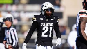 Shilo Sanders bị kiện vì nợ hơn 164.000 USD tiền phí luật sư 9 Shilo Sanders bị kiện vì nợ hơn 164.000 USD tiền phí luật sư