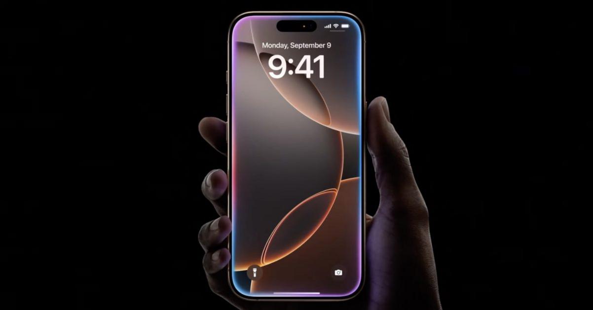 Bản cập nhật iOS 26.2 có thể cho phép người dùng thay thế Siri bằng trợ lý ảo bên thứ ba 1 siri glow activation iphone 16 pro