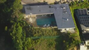 Ra mắt: Ngôi nhà Stahl House biểu tượng của LA với giá 25 triệu đô