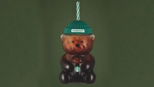 Ly Thủy Tinh Hình Gấu Starbucks "Bearista" Bán Lại Trên eBay Với Giá 300 Đô La 11 Ly Thủy Tinh Hình Gấu Starbucks “Bearista” Bán Lại Trên eBay Với Giá 300 Đô La