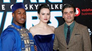 Diễn viên 'Star Wars' cho biết sẵn lòng tái hợp tác với Disney nếu hãng không 'nhượng bộ chủ nghĩa phát xít' 18 Diễn viên ‘Star Wars’ cho biết sẵn lòng tái hợp tác với Disney nếu hãng không ‘nhượng bộ chủ nghĩa phát xít’