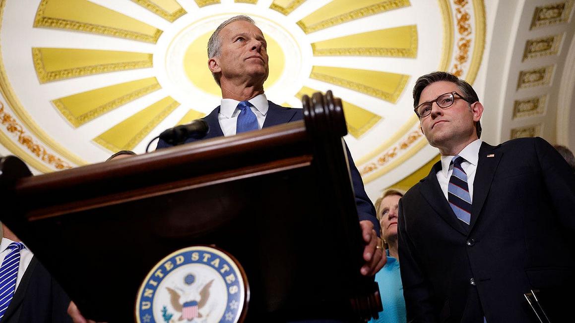 Đàm phán kín và cam kết đã chấm dứt tình trạng đóng cửa chính phủ kỷ lục 1 thune johnson press conference