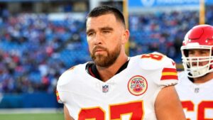 Travis Kelce từ chối chia sẻ đời tư khi được hỏi về kế hoạch nghỉ ngơi 10 Travis Kelce từ chối chia sẻ đời tư khi được hỏi về kế hoạch nghỉ ngơi