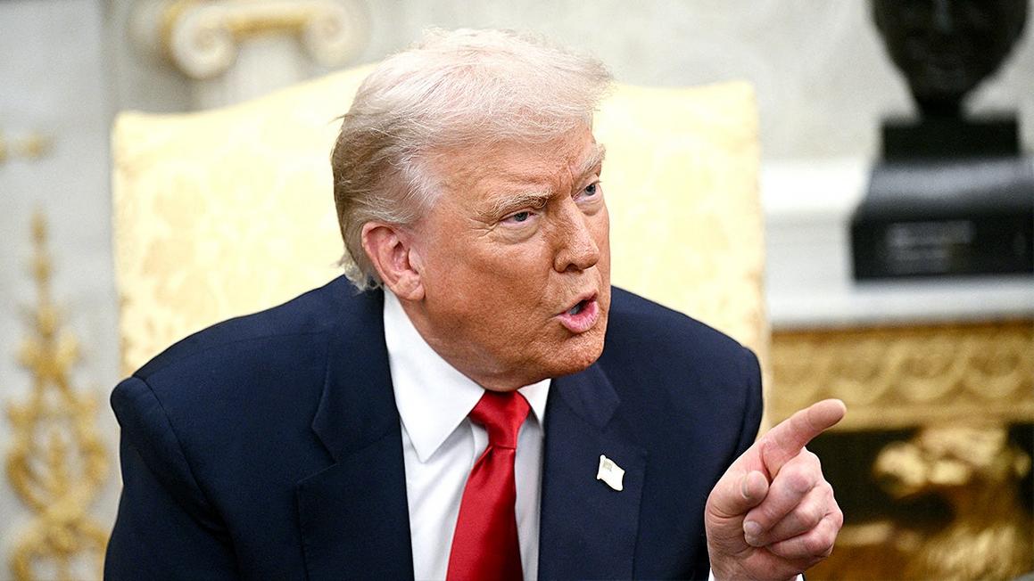 Tổng Thống Trump công kích phóng viên ABC, đề nghị thu hồi giấy phép mạng lưới 1 trump abc jeffrey epstein saudi arabia fox news