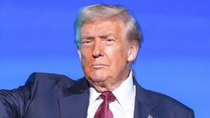 Tổng Thống Donald Trump chỉ trích Thị Trưởng "Cộng sản" mới của NYC, hứa "sẽ giúp một chút" 21 Tổng Thống Donald Trump chỉ trích Thị Trưởng “Cộng sản” mới của NYC, hứa “sẽ giúp một chút”