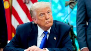 BBC Xin Lỗi Tổng Thống Donald Trump Sau Vụ Tranh Cãi Băng Ghi Âm 8 BBC Xin Lỗi Tổng Thống Donald Trump Sau Vụ Tranh Cãi Băng Ghi Âm