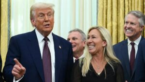 Tổng Thống Donald Trump: ‘Tôi muốn thấy’ Hạ nghị sĩ Marjorie Taylor Greene trở lại chính trường