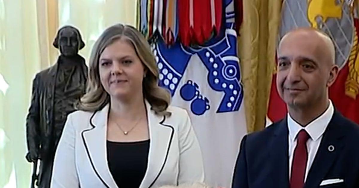 Tổng Thống Donald Trump Thông Báo Thỏa Thuận Giảm Giá Thuốc Giảm Cân 1 trump thumb smdzw5