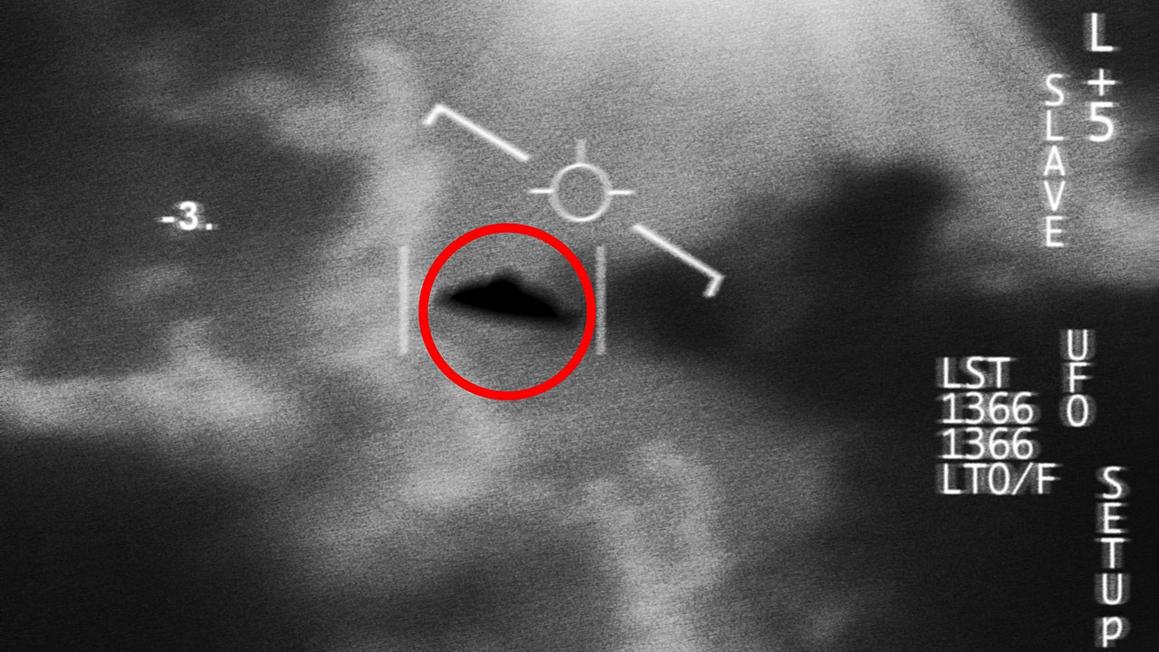 Phim tài liệu mới tiết lộ 'vụ che đậy toàn cầu kéo dài 80 năm' về bí mật UFO 1 ufo alien space mystery 01
