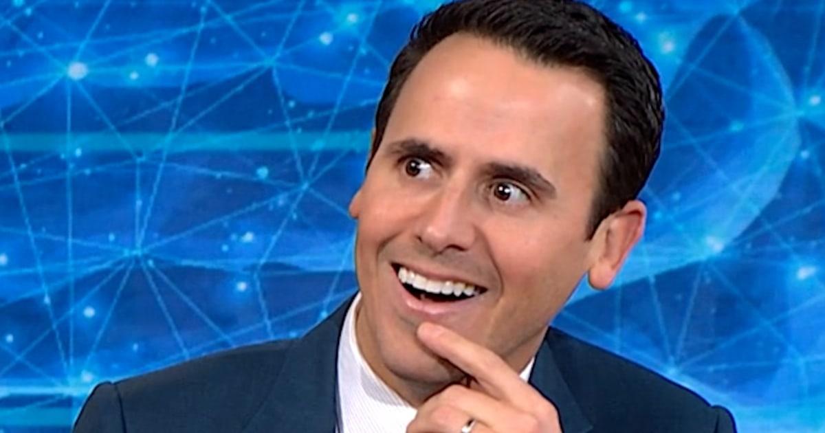 vert social.00 01 04 10.Still002 b6wbeo