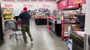 Một số gia đình tại Washington nhận lại trợ cấp SNAP giữa lúc chính phủ đóng cửa 6 Một số gia đình tại Washington nhận lại trợ cấp SNAP giữa lúc chính phủ đóng cửa