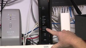 Cư Dân Los Angeles Mất Mạng Internet và Điện Thoại Hai Tuần Vì Trộm Dây Đồng 21 Cư Dân Los Angeles Mất Mạng Internet và Điện Thoại Hai Tuần Vì Trộm Dây Đồng