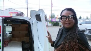 Tacoma, Washington: Tổ chức cứu trợ chuẩn bị cho làn sóng gia tăng người xin trợ giúp thực phẩm khi các yêu cầu trở nên khắt khe hơn