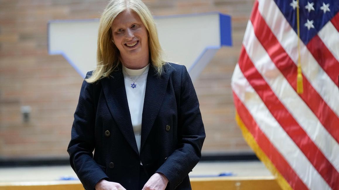 Thị trưởng đắc cử New York Mamdani giữ lại Ủy viên Cảnh sát đương nhiệm 1