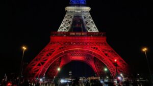 Pháp Tưởng Niệm 10 Năm Vụ Tấn Công Khủng Bố Paris