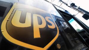 Vụ Máy Bay UPS Rơi Tại Kentucky Gây Gián Đoạn Chuỗi Cung Ứng 11 Vụ Máy Bay UPS Rơi Tại Kentucky Gây Gián Đoạn Chuỗi Cung Ứng