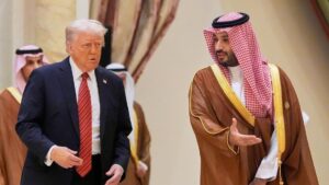 Tổng Thống Donald Trump đón Thái tử Saudi với nghi lễ trọng thể 5 Tổng Thống Donald Trump đón Thái tử Saudi với nghi lễ trọng thể