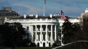 Tổng Thống Trump Giảm Án Tù Cho Giám Đốc Quỹ Đầu Tư