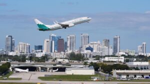 Dự luật lưỡng đảng nhằm trả lương cho kiểm soát viên không lưu trong thời gian chính phủ đóng cửa 21 Dự luật lưỡng đảng nhằm trả lương cho kiểm soát viên không lưu trong thời gian chính phủ đóng cửa