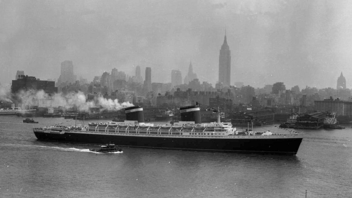 Tàu biển lịch sử SS United States sẽ thành rạn san hô nhân tạo 1