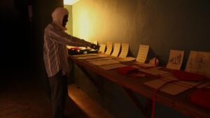 Di sản Timbuktu thoát khỏi Al-Qaeda nhưng nguy cơ vẫn còn 3 Di sản Timbuktu thoát khỏi Al-Qaeda nhưng nguy cơ vẫn còn