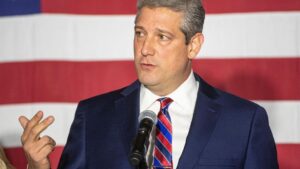 Tim Ryan, cựu Dân biểu Hoa Kỳ, sẽ không tranh cử Thống đốc Ohio 15 Tim Ryan, cựu Dân biểu Hoa Kỳ, sẽ không tranh cử Thống đốc Ohio