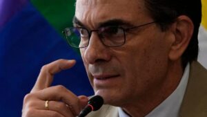 Tân Tổng Thống Bolivia Kế Hoạch Bỏ Thuế, Vay Tiền Ứng Phó Khủng Hoảng Kinh Tế 10 Tân Tổng Thống Bolivia Kế Hoạch Bỏ Thuế, Vay Tiền Ứng Phó Khủng Hoảng Kinh Tế