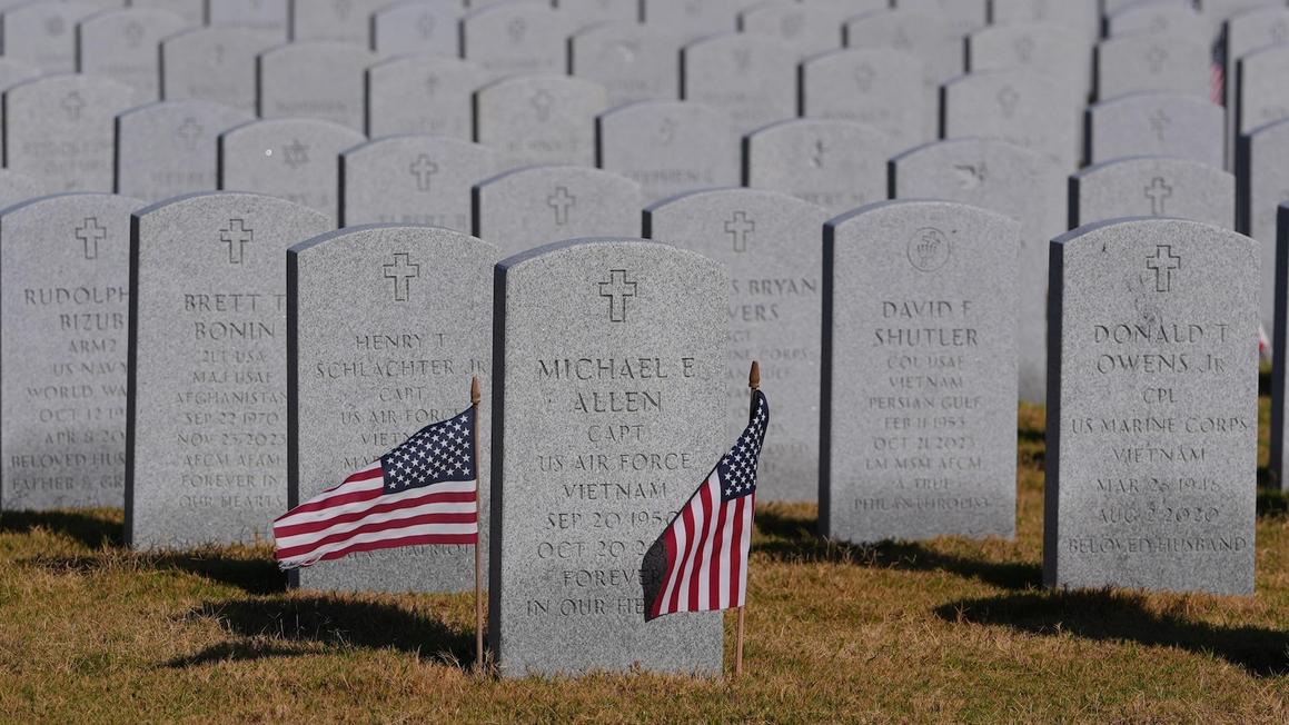 Đóng cửa Chính phủ: Nhiều sự kiện Lễ Cựu chiến binh bị hủy bỏ 1