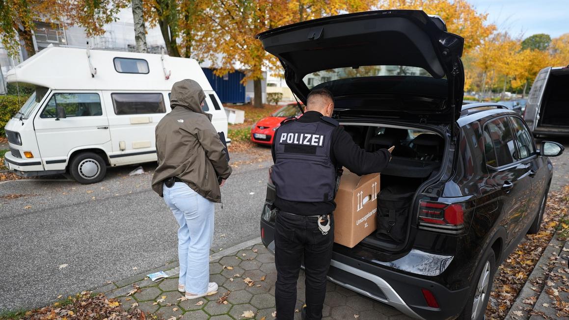 Đức siết chặt quản lý các nhóm Hồi giáo bị xem là mối đe dọa 1