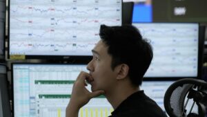 Thị trường chứng khoán châu Á giảm mạnh theo đà lao dốc của Phố Wall 17 Thị trường chứng khoán châu Á giảm mạnh theo đà lao dốc của Phố Wall