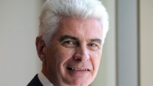 Nhân sự cao cấp của Giáo hội Mormon được bổ nhiệm làm Tông đồ 10 Nhân sự cao cấp của Giáo hội Mormon được bổ nhiệm làm Tông đồ