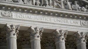 Tối Cao Pháp Viện xem xét lại chính sách thuế của Tổng Thống Donald Trump 21 Tối Cao Pháp Viện xem xét lại chính sách thuế của Tổng Thống Donald Trump